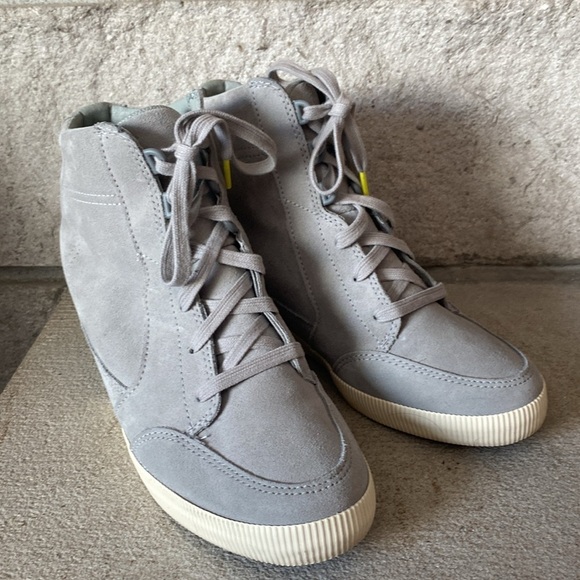 Sorel ‘Out N About’ Suede Hidden Wedge High Top Sneakers Gray Women’s Size 10 - Picture 5 of 9